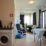 Teixeira House *