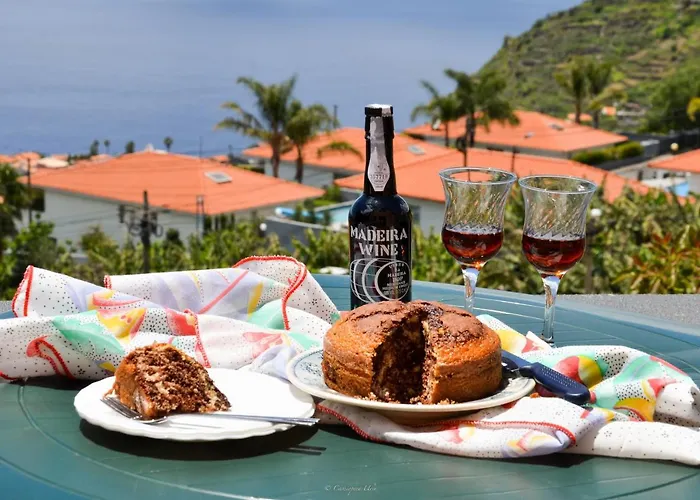 Teixeira House * Arco da Calheta (Madeira)