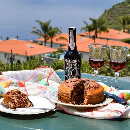 Teixeira House * Arco da Calheta (Madeira)