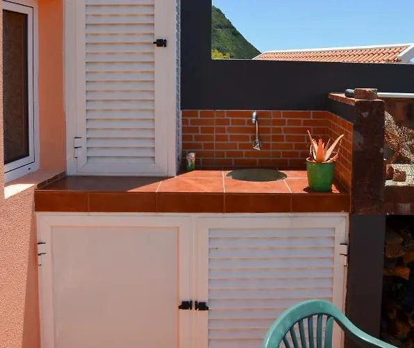 Teixeira House *
